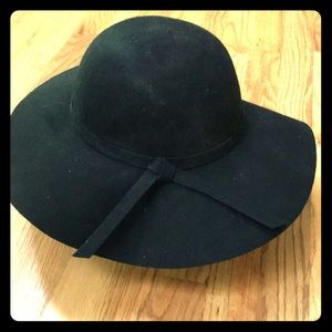 Artsy Black Floppy Hat